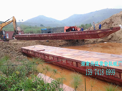 剛果金-采金船-安裝下水